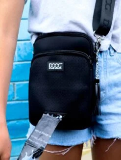 DOOG Cross Body Tas Walkie Bag Neosport Zwart 11 DOOG Cross Body Tas Walkie Bag Neosport Zwart -Huisdierbenodigdheden image 2125
