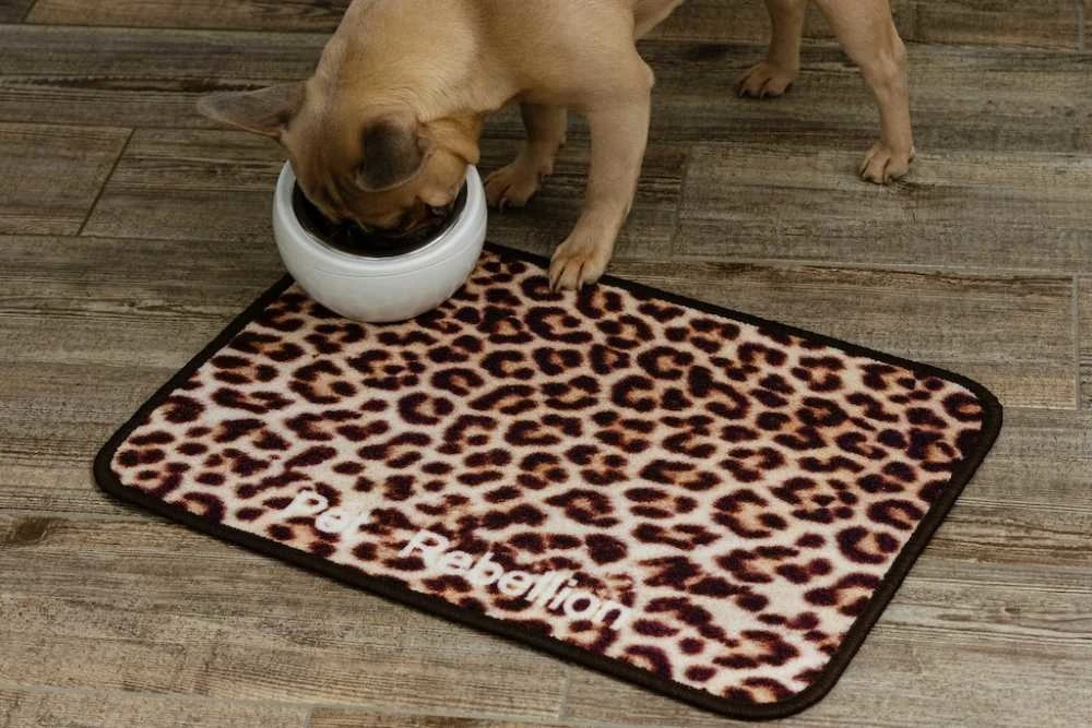 Pet Rebellion Voerbakmat Dinner Mate Leopard 4 Pet Rebellion Voerbakmat Dinner Mate Leopard - Afbeelding 2